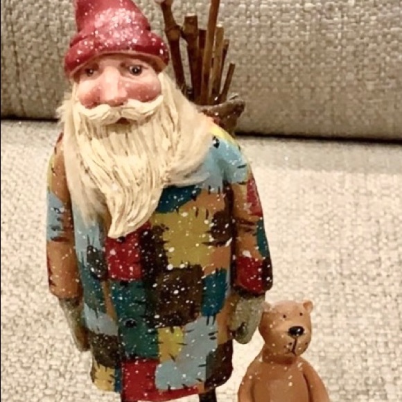 ISO I am Looking to buy this Figurine Jolly Santa by Laura Bence - Picture 2 of 5